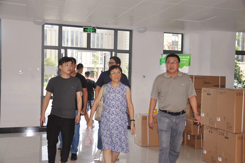 2_副本.jpg 2_副本.jpg