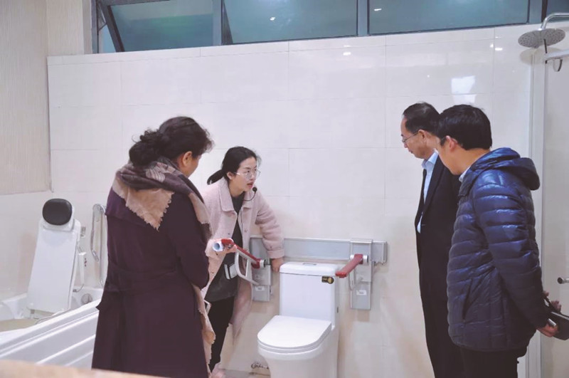 微信图片_20190320212436_副本.jpg 微信图片_20190320212436_副本.jpg