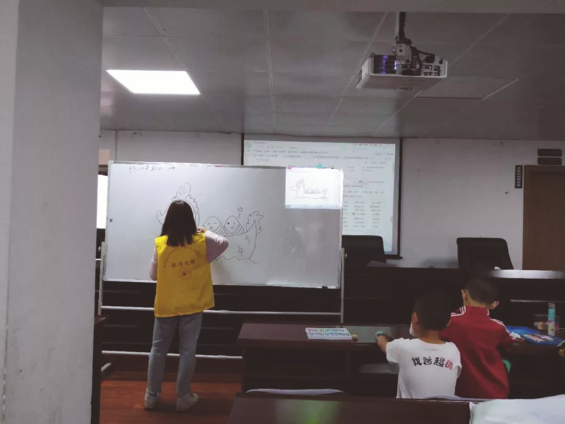 微信图片_20190602215017_副本.jpg 微信图片_20190602215017_副本.jpg